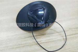 Charging and discharging nozzles for shoes